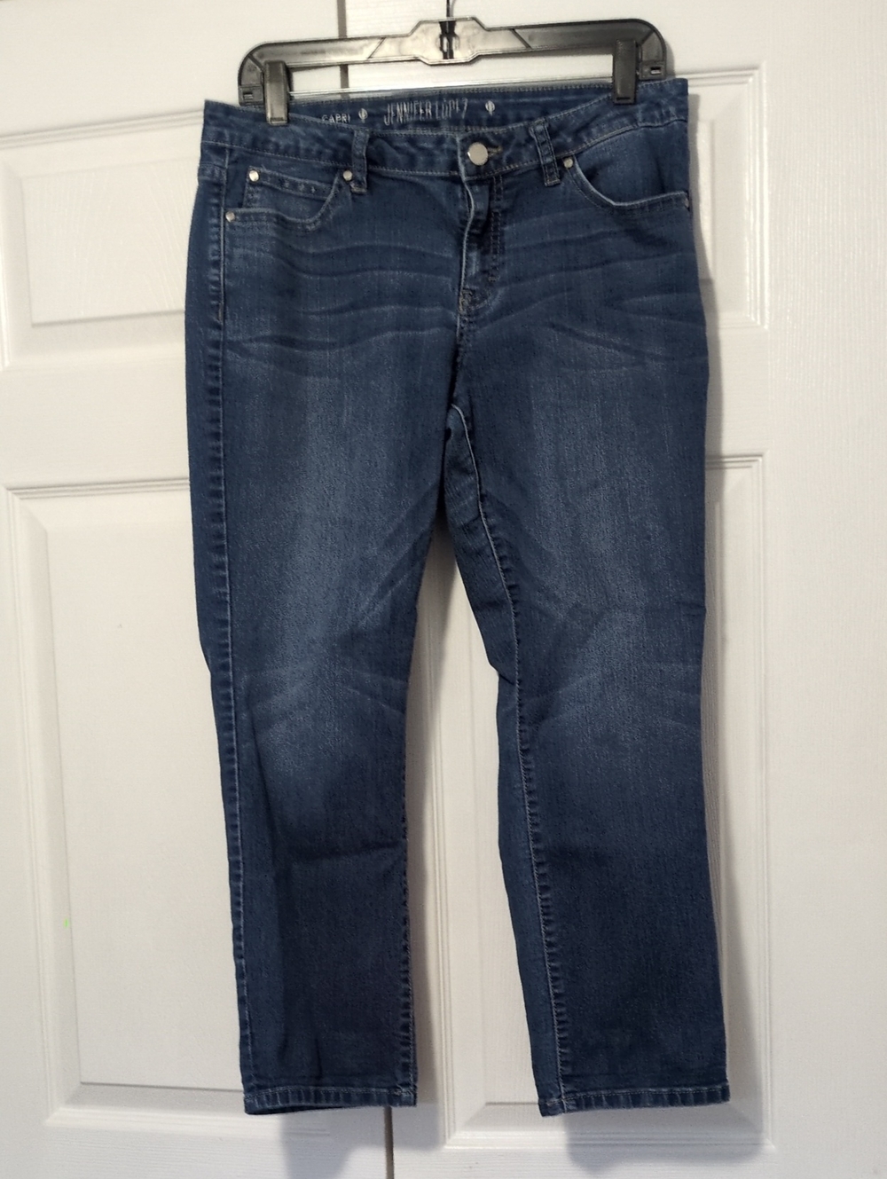 Jennifer Lopez Straight-Leg Dark Blue Jean Capris